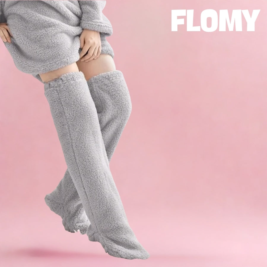 Flomy™ Peluş Çorap