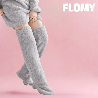 Flomy™ Peluş Çorap